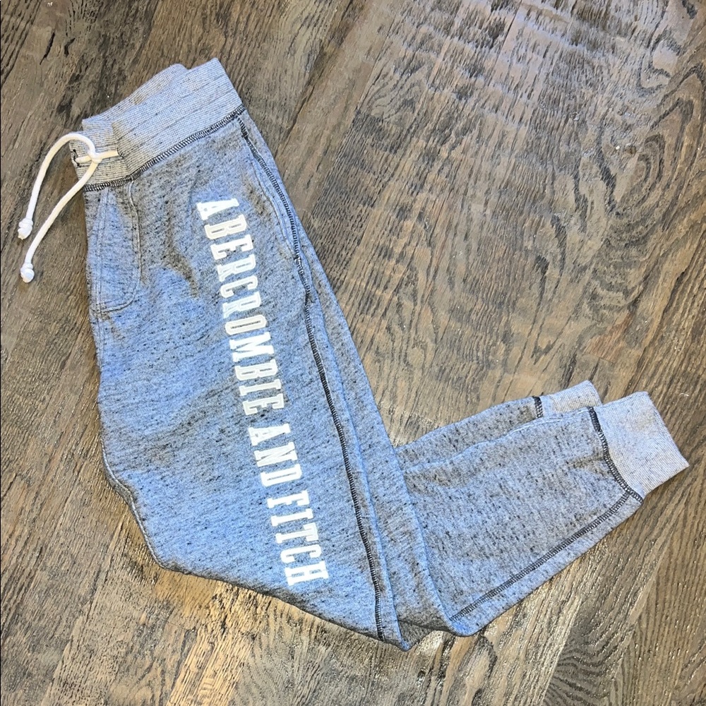 Abercrombie & Fitch heather gray Joggers. XS. Excellent condition. Like new.